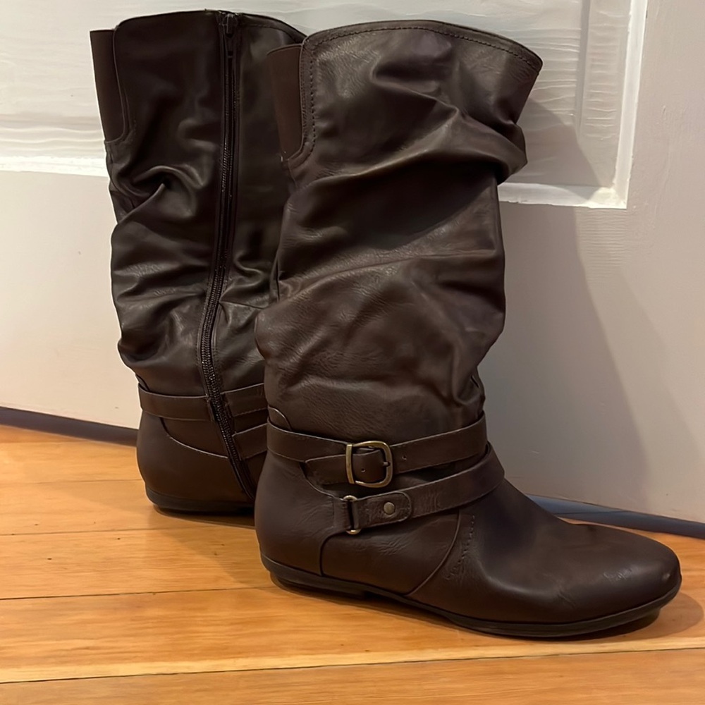Cute knee high boots with side zips
